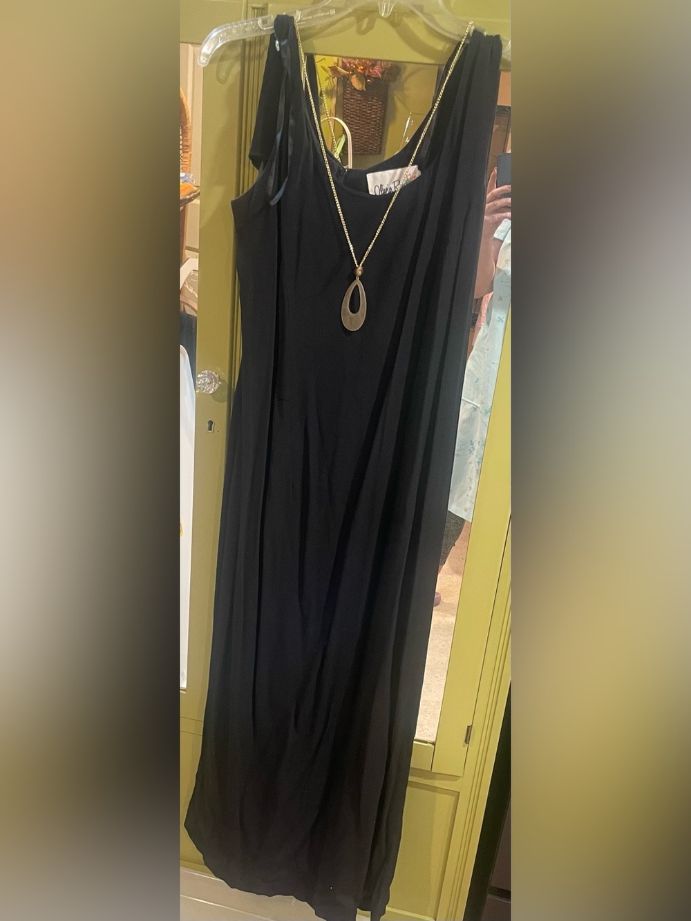Sleeveless Black Maxi Dress with Pendant Detail